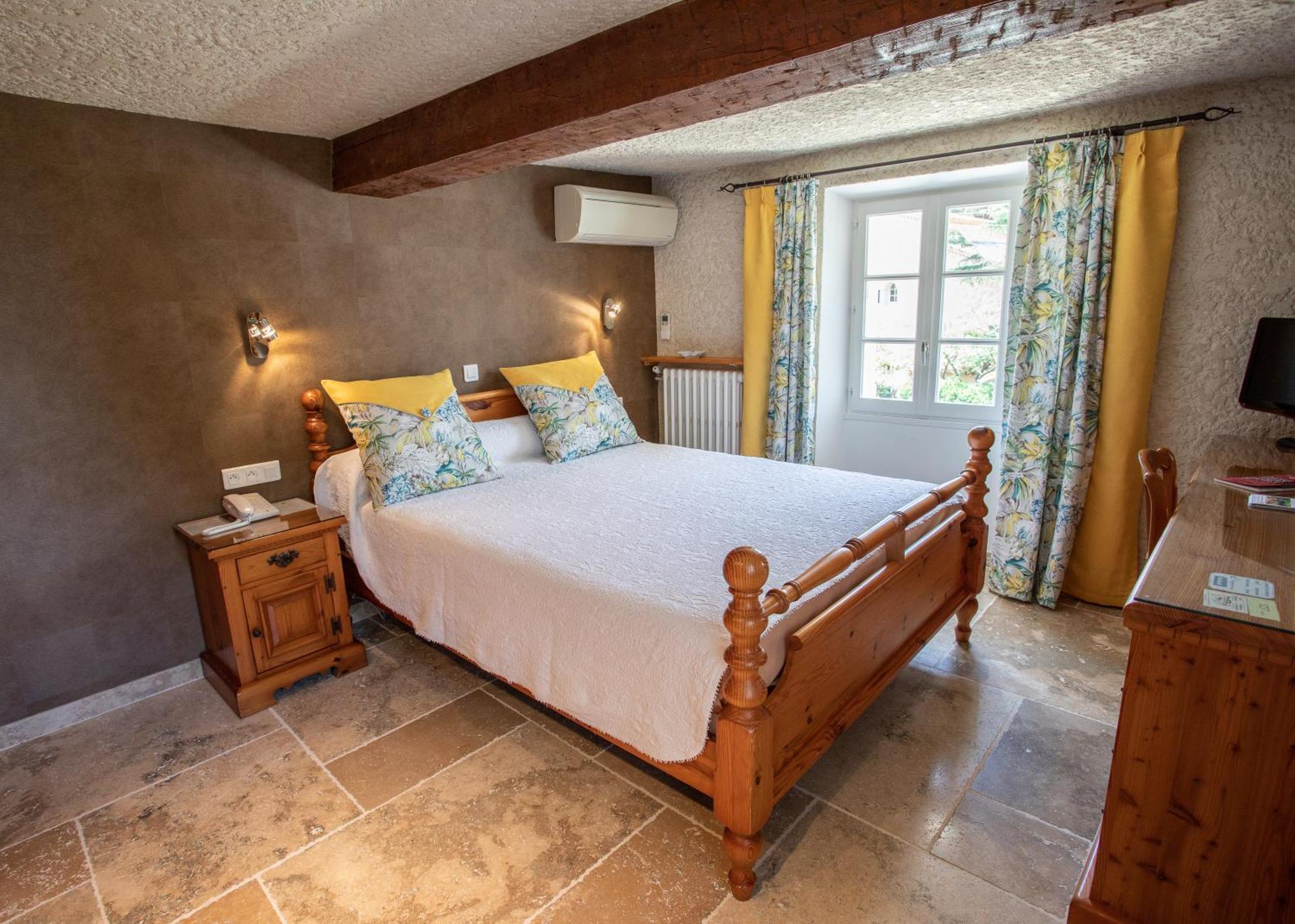 L' Escapade Hotel & Restaurant Le Pradet Kültér fotó