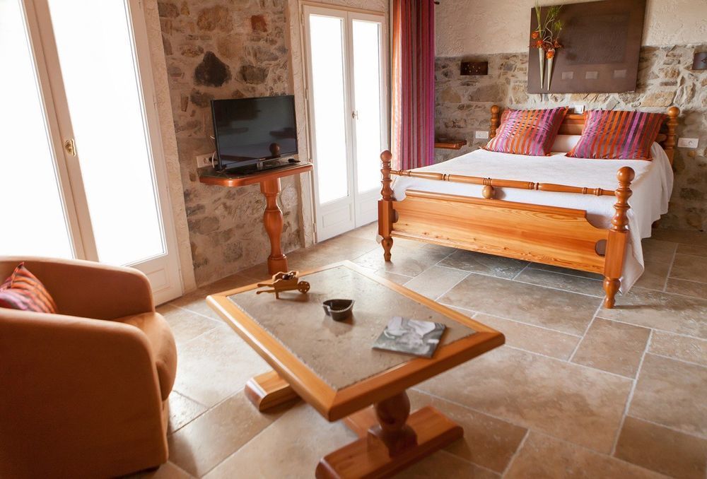 L' Escapade Hotel & Restaurant Le Pradet Kültér fotó