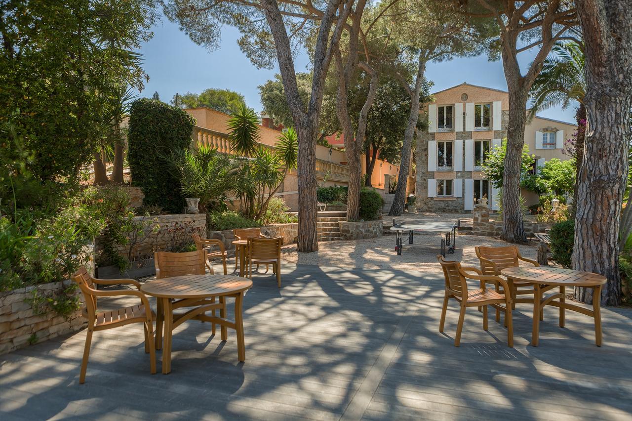 L' Escapade Hotel & Restaurant Le Pradet Kültér fotó