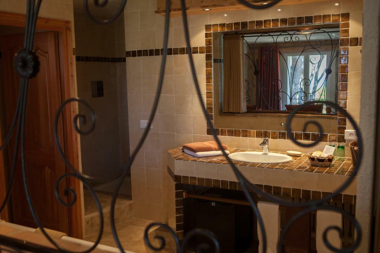 L' Escapade Hotel & Restaurant Le Pradet Kültér fotó