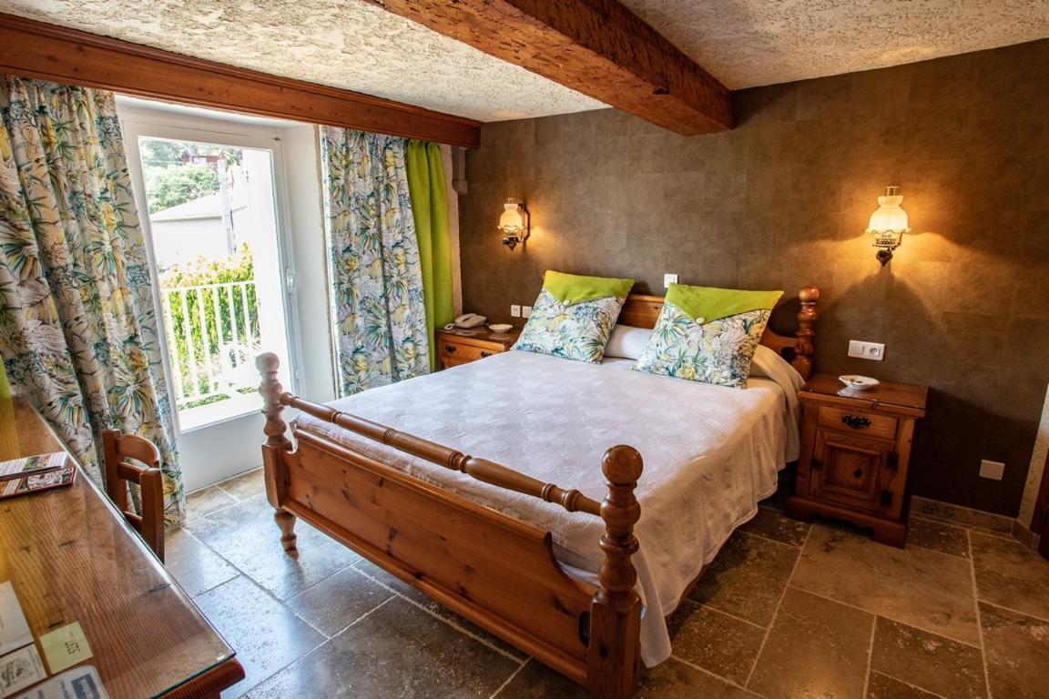 L' Escapade Hotel & Restaurant Le Pradet Kültér fotó